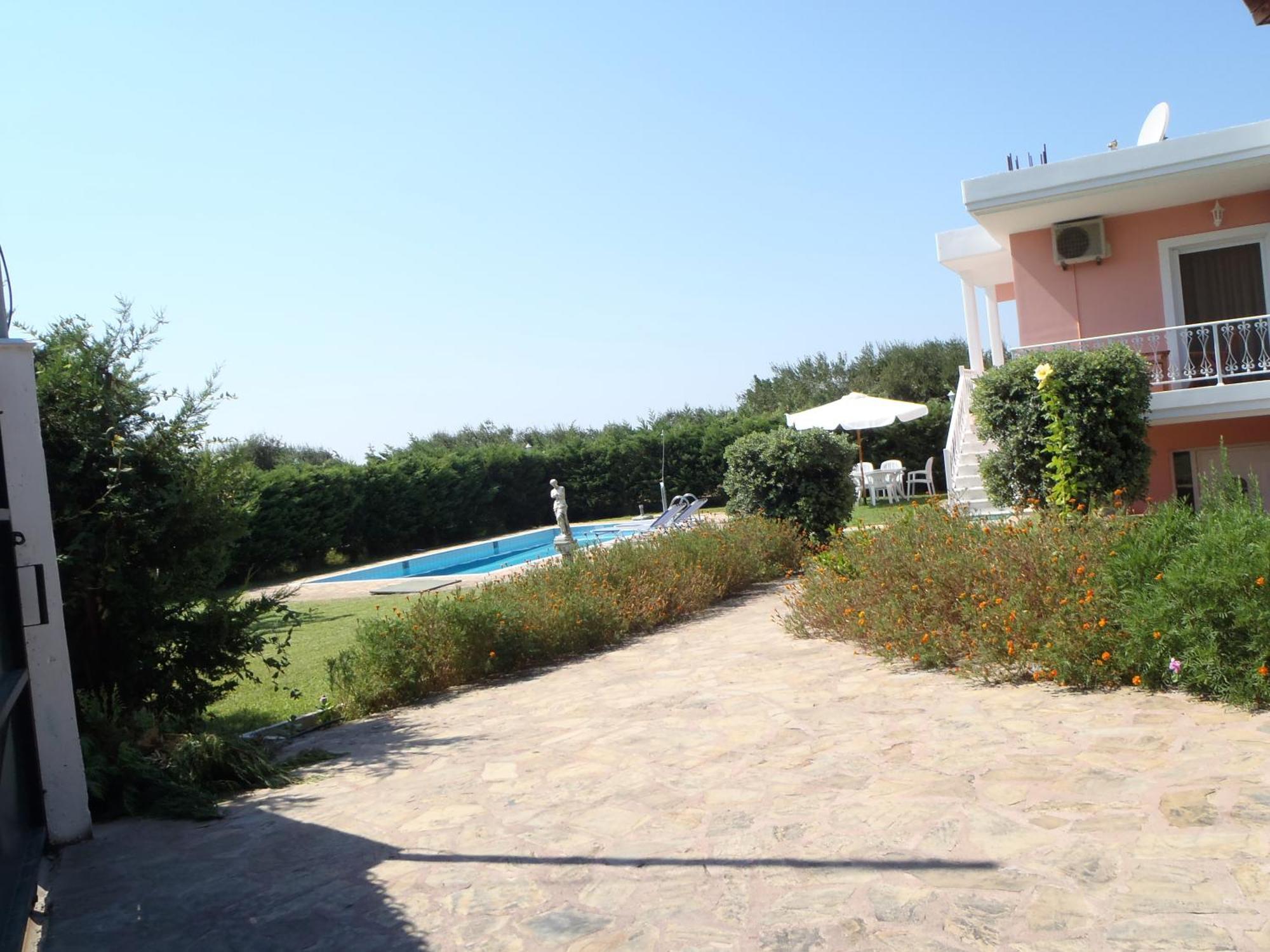 Villa Aphrodite Ríza الغرفة الصورة