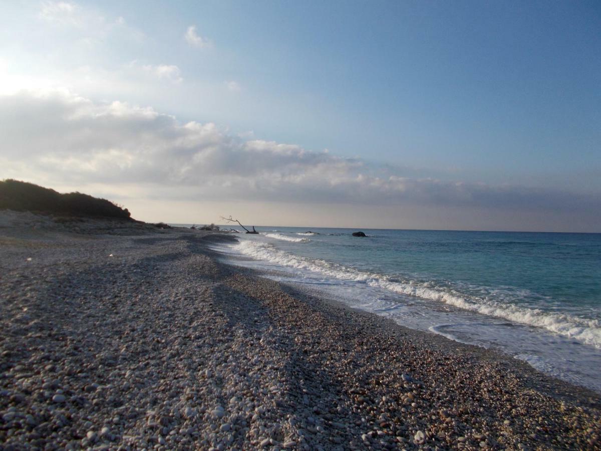 Villa Aphrodite Ríza المظهر الخارجي الصورة